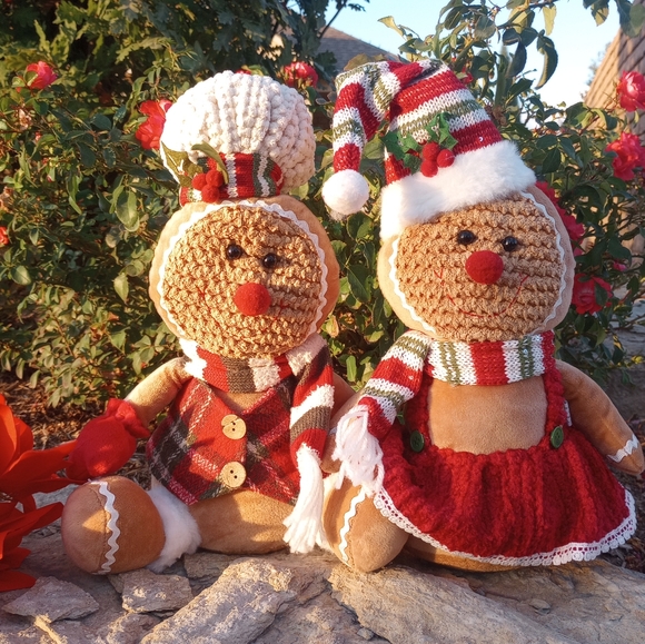 2-Piece Christmas Gingerbread Boy & Girl Couple - Picture 14 of 14
